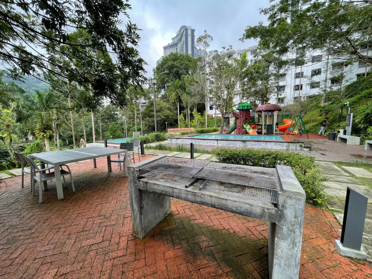 Genting View Duplex Penthouse 5r4b 17pax By Jen.dehome Apartment